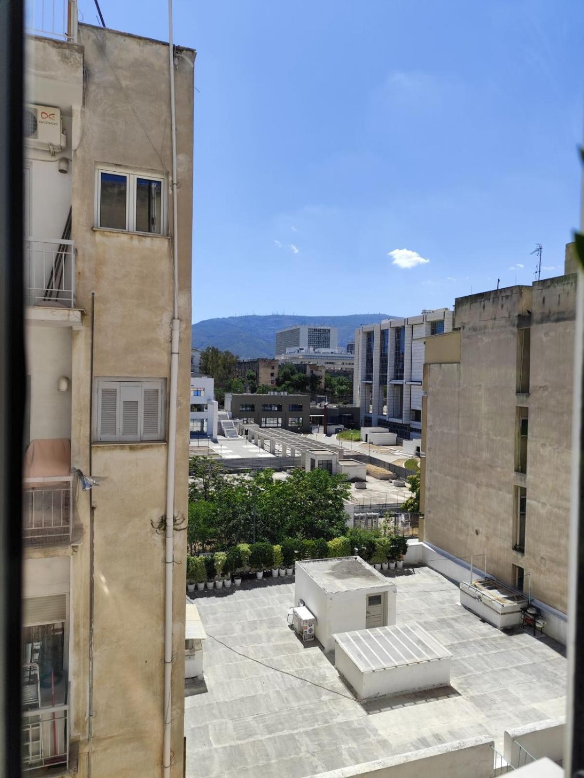 Άνετο Και Βολικό Διαμέρισμα Athens Exterior photo